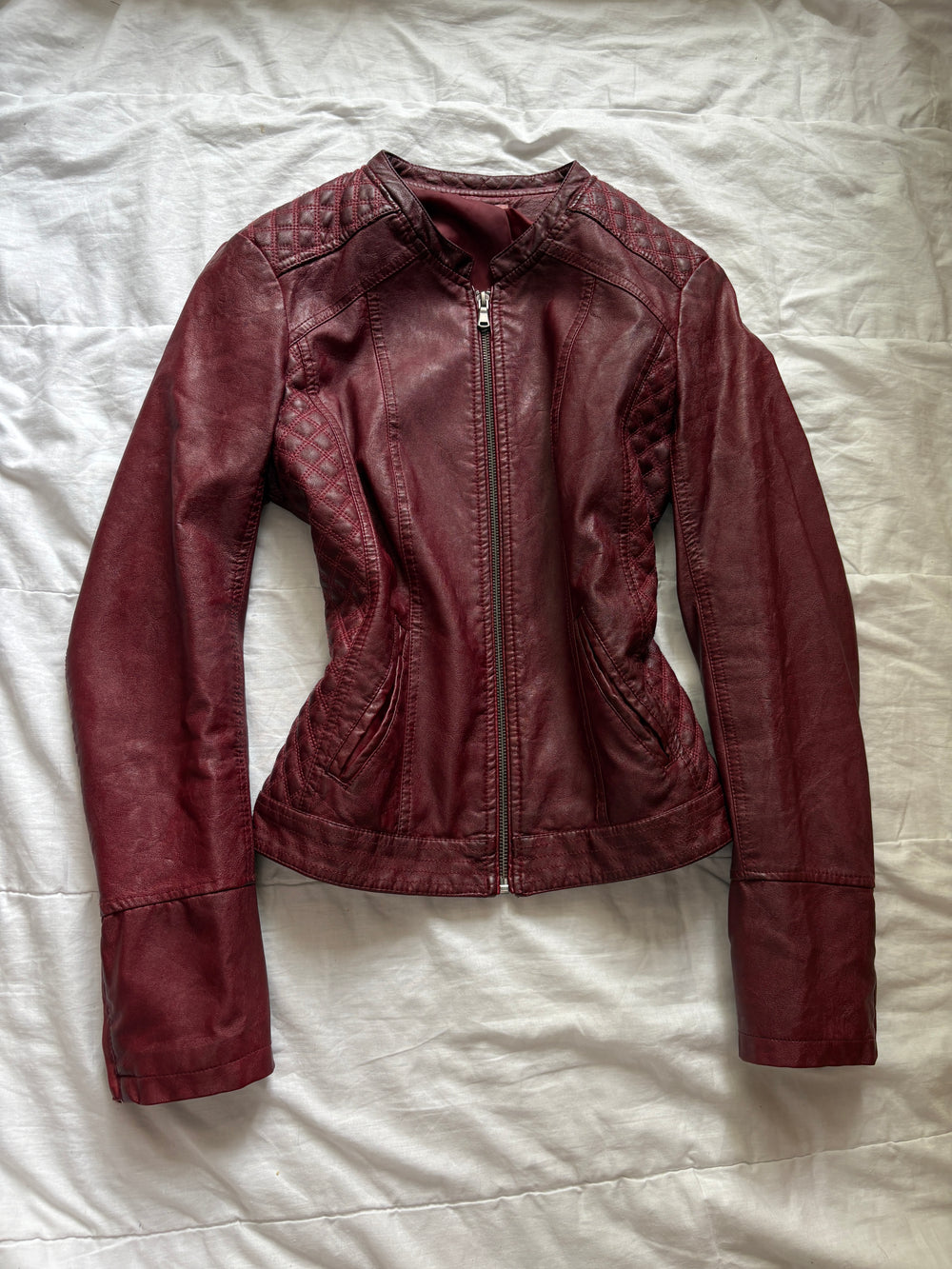 Y2K 2000s Vintage cherry red iconic fitted coquette Y2K authentic leather jacket