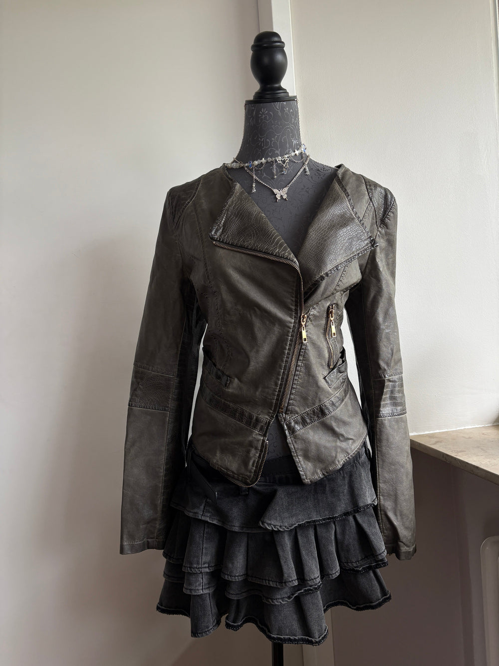 Original 2000s Vintage Grunge Pinterest Y2K archive Japan style Leather jacket