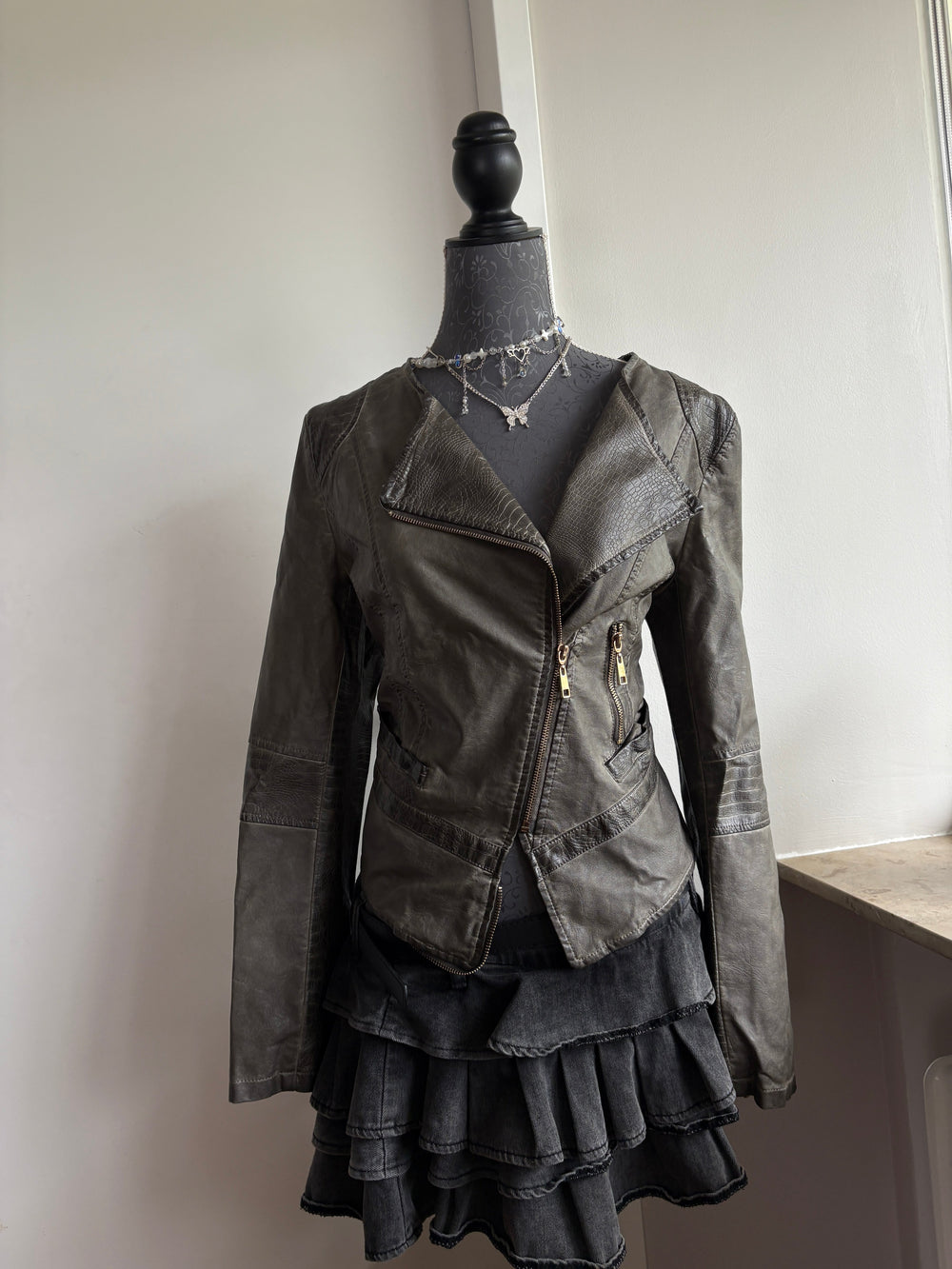 Original 2000s Vintage Grunge Pinterest Y2K archive Japan style Leather jacket