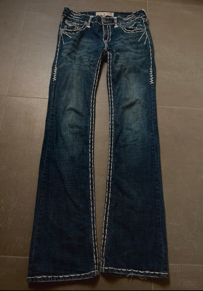Y2K 2000s Vintage embroidered Fock Revival low waist bootcut Jeans diva Archive Pinterest